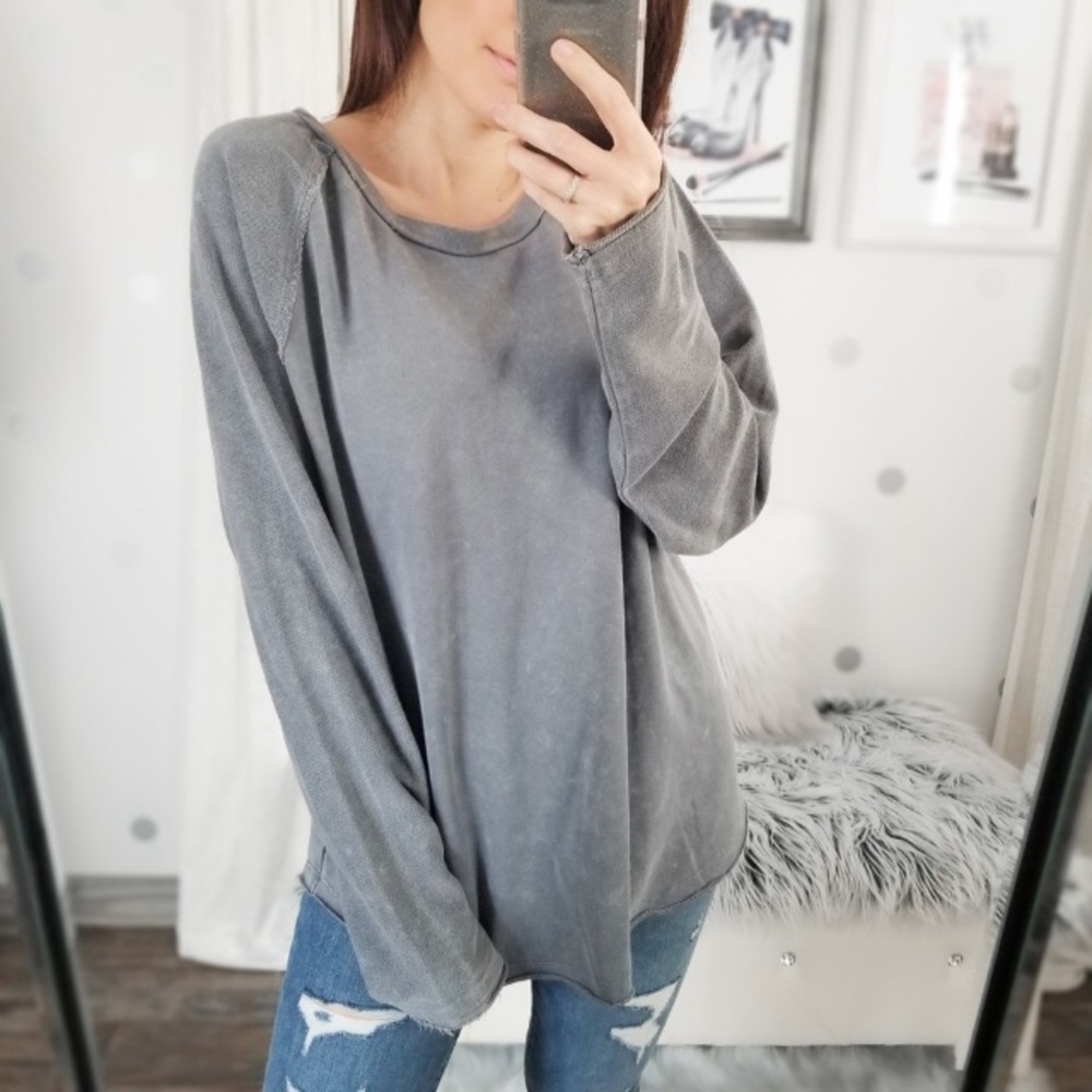 Mineral wash pullover